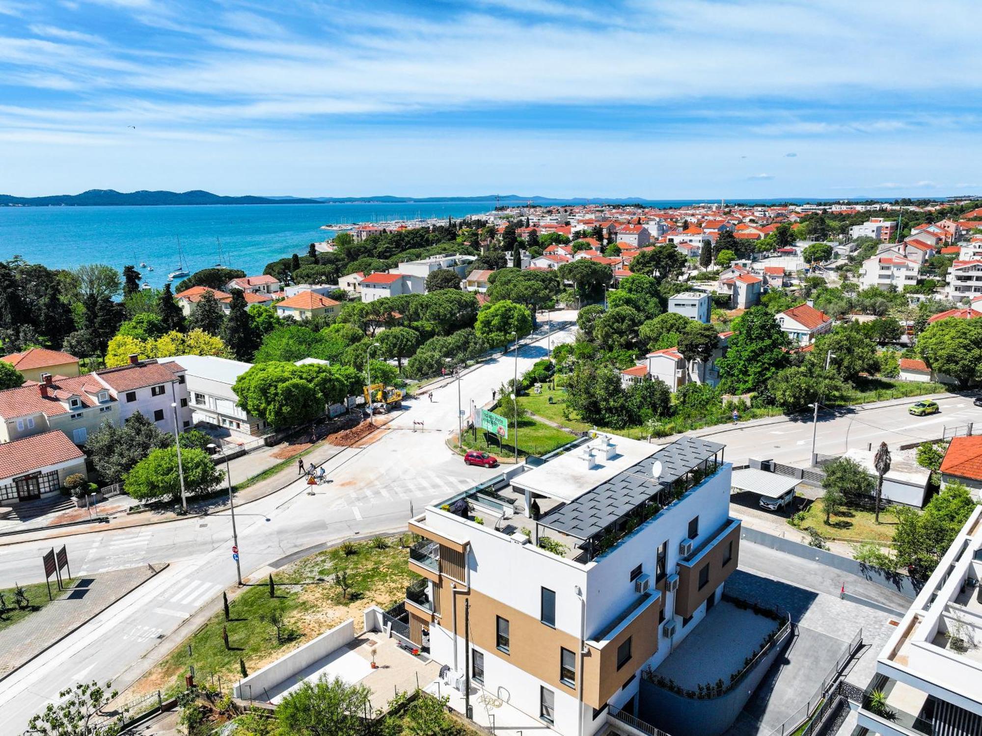 Luma Luxury With Jacuzzi Apartment Zadar