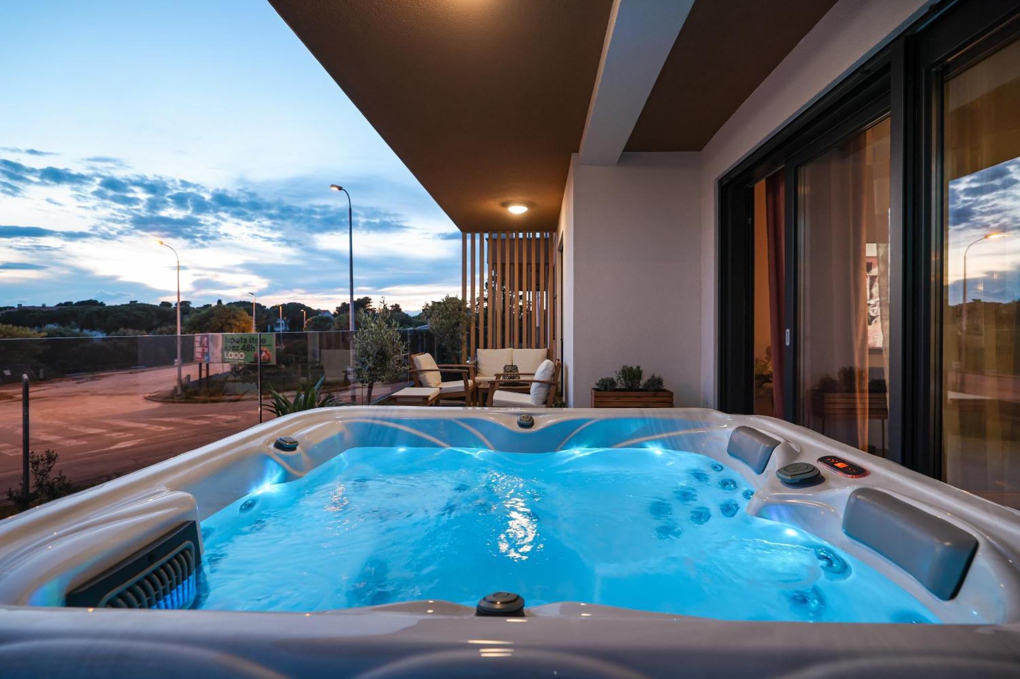 Apartament Luma Luxury With Jacuzzi Zadar